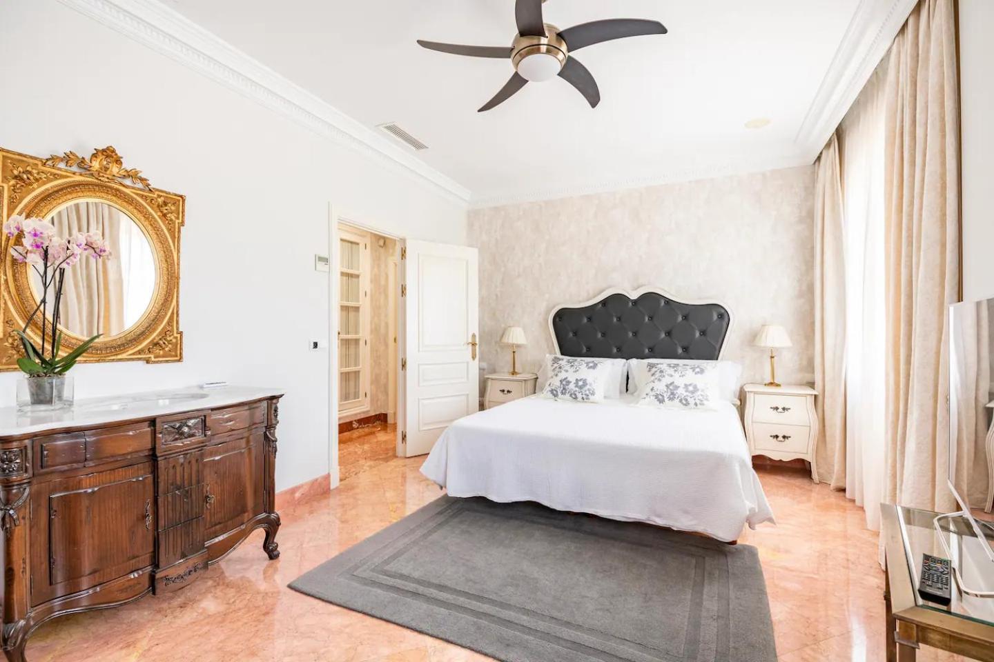 Puerta De Jerez II (Adults Only) Apartment เซบีญา ภายนอก รูปภาพ